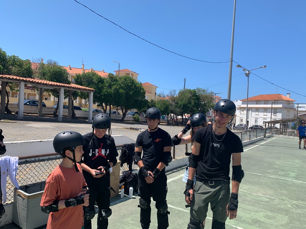 Village Camps International Summer Camp Santa Cruz, Portugal 2025-07-25 https://www.villagecamps.com/journals_admin/images/2363-4452-image_50590209 (4).jpg